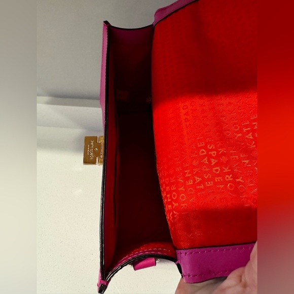Kate Spade Doris Fuchsia Pink Satchel/Crossbody With Latch Closure Detail - Picture 10 of 11